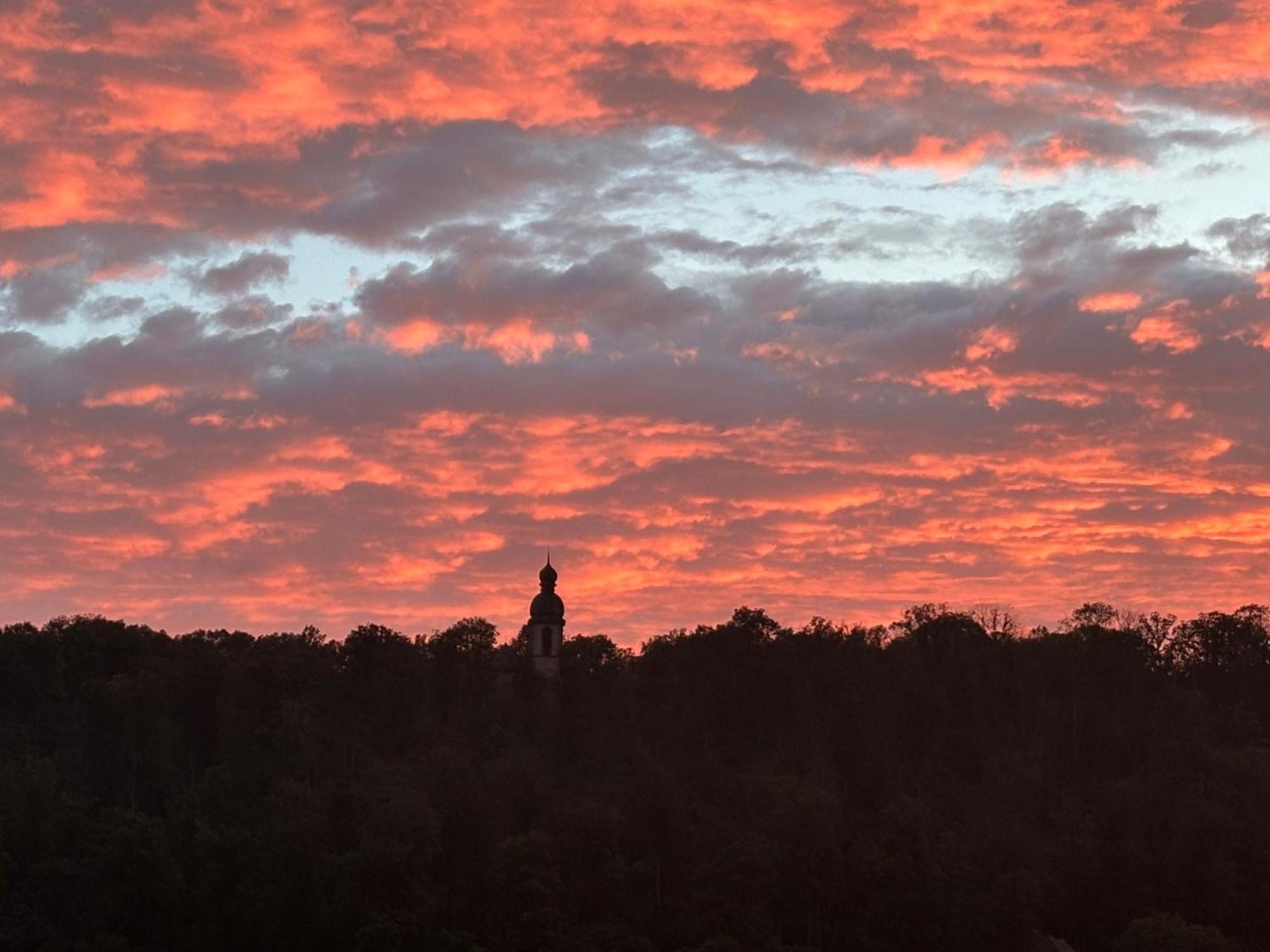 Blick Zur Bergkirche Appartement Weikersheim Buitenkant foto